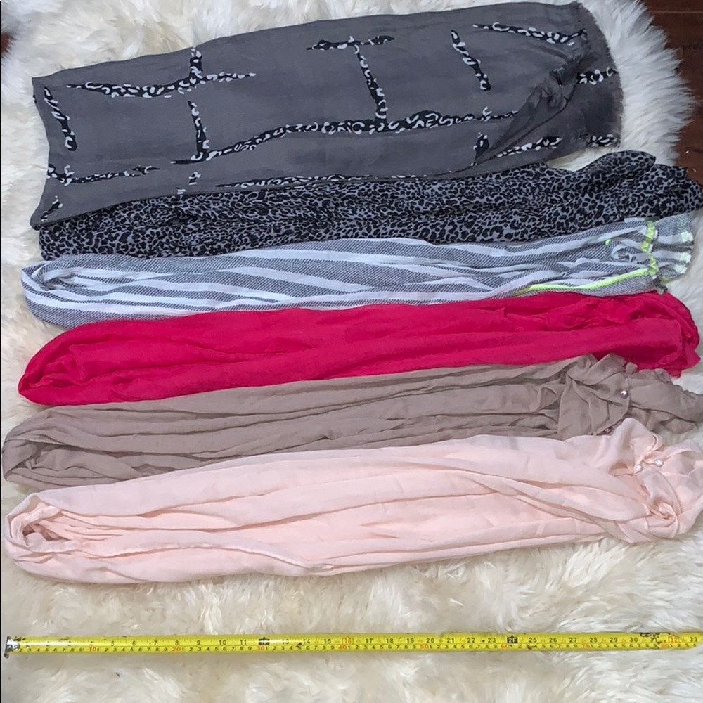 Scarf bundle: Silk, chiffon, and cotton - Picture 11 of 15
